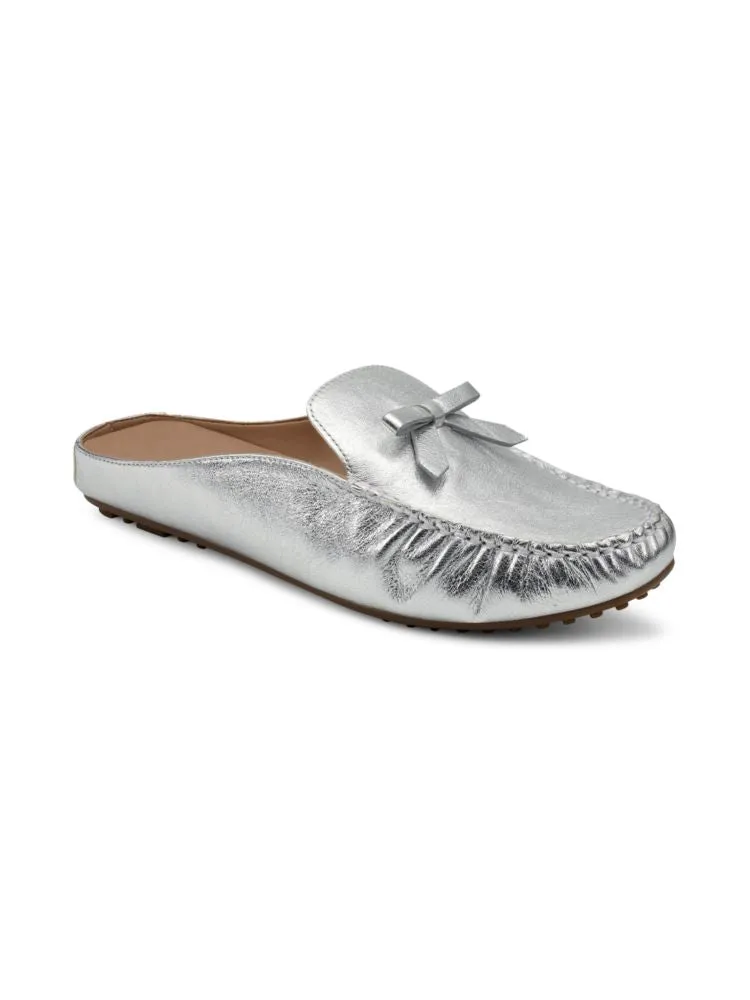 Bowie Leather Driving Mules Aerosoles, Silver