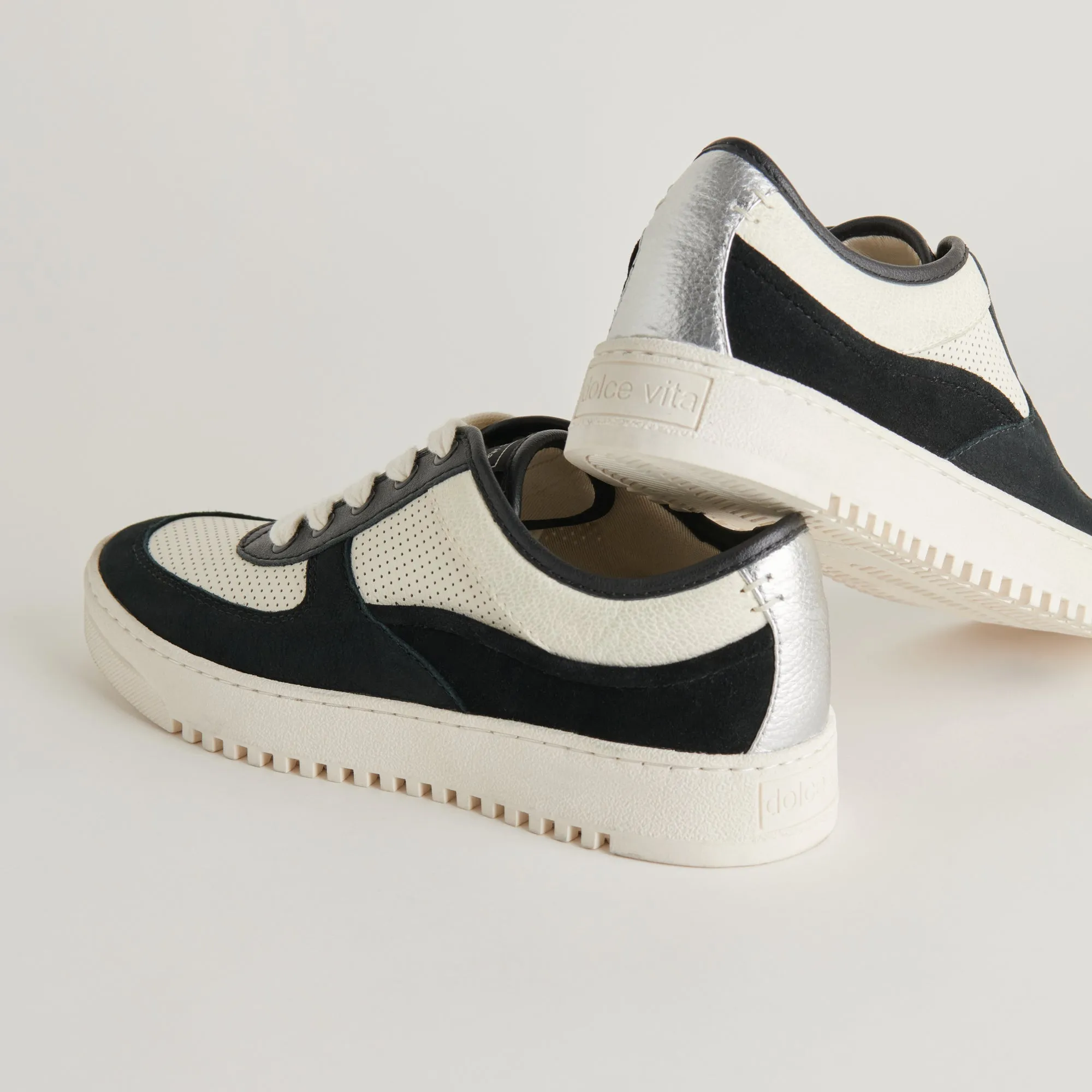 CYRIL SNEAKERS BLACK WHITE LEATHER