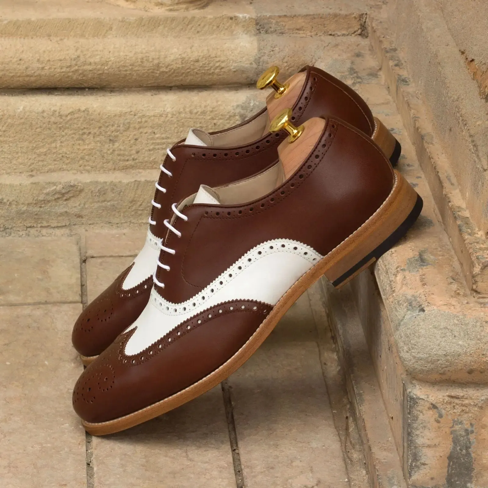 DapperFam Aeron in Med Brown / White Men's Italian Leather Full Brogue