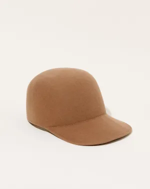 Felt Cap in Merino Wool Dark Camel