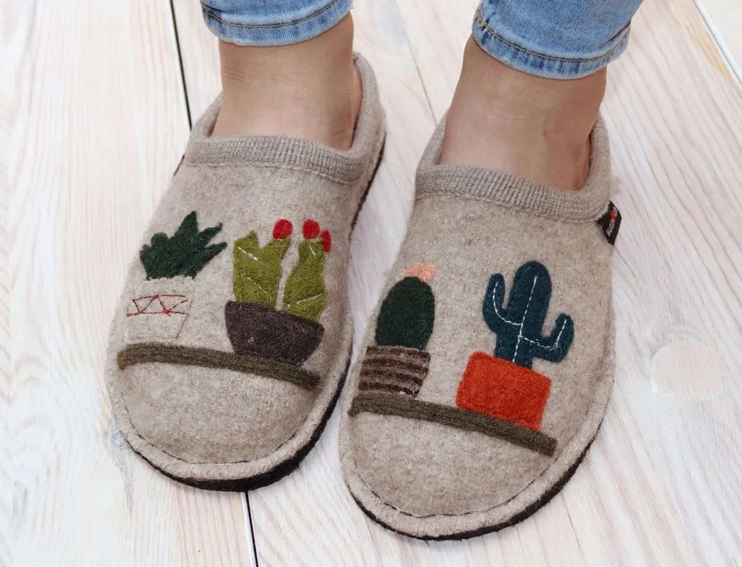 Haflinger Cactus Slipper - Natural