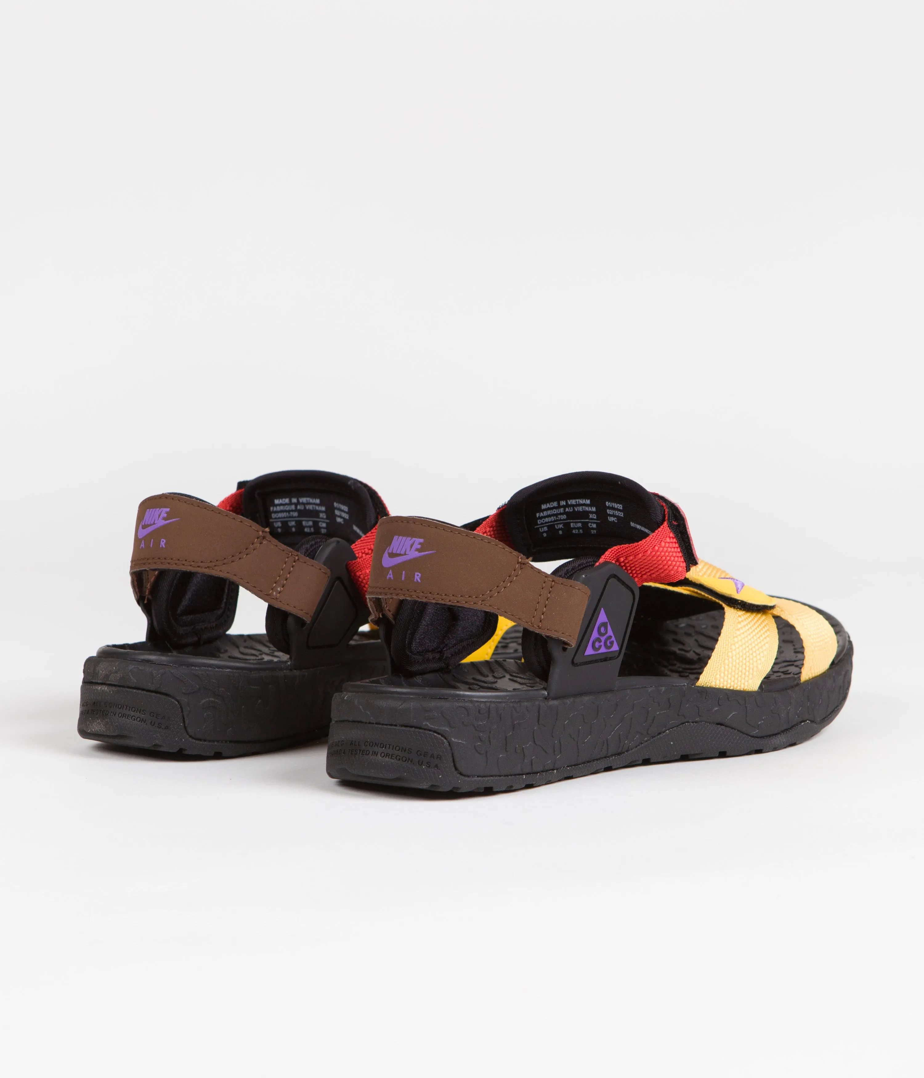 Nike ACG Air Deschutz  Sandals - Solar Flare / Action Grape - Cinnabar