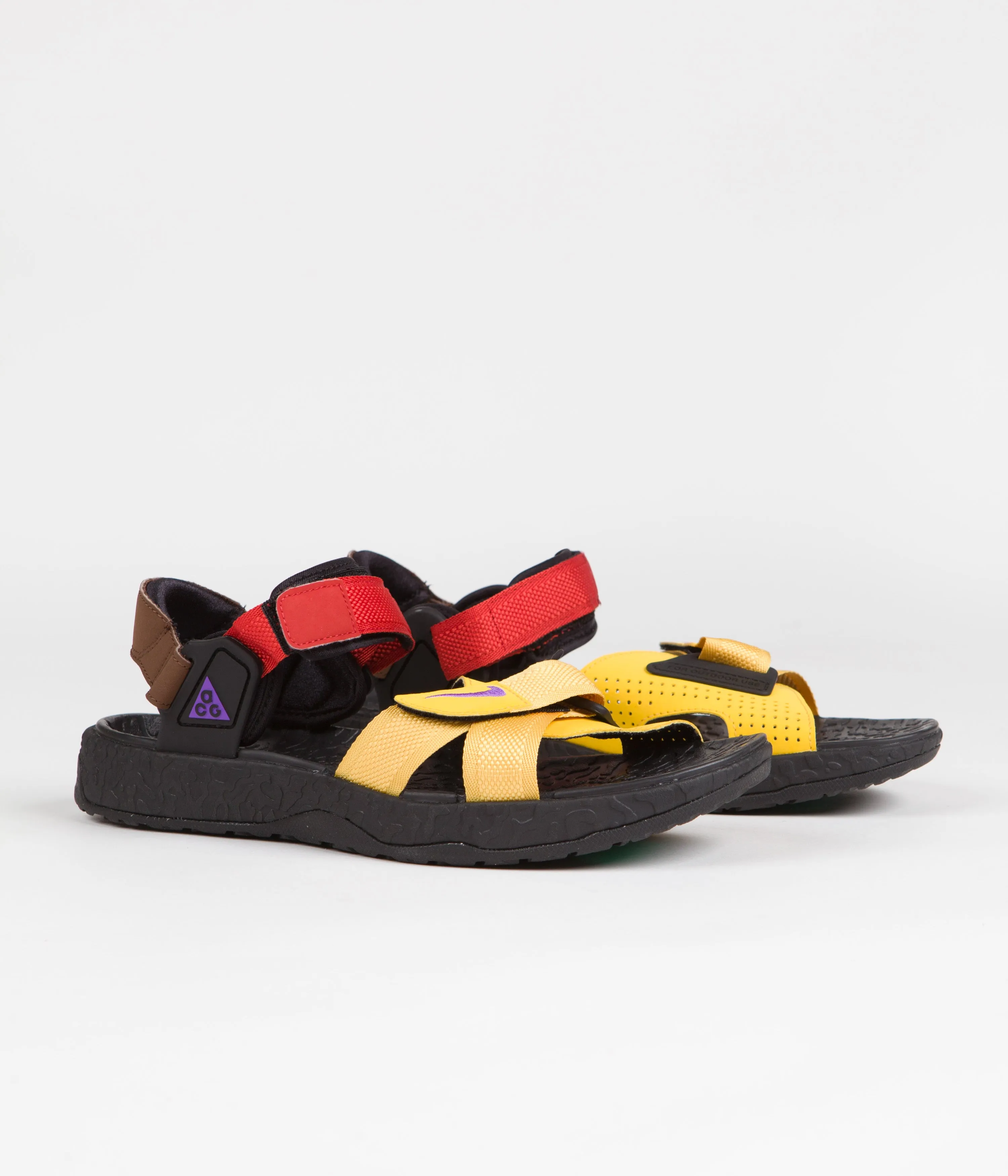 Nike ACG Air Deschutz  Sandals - Solar Flare / Action Grape - Cinnabar