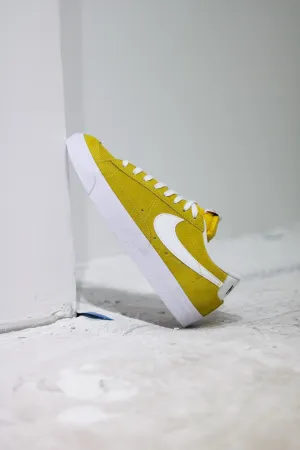 NIKE BLAZER LOW '77 "SPEED YELLOW"