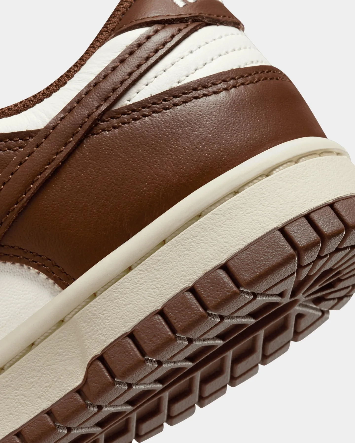 Nike Women's Dunk Low "Sail Cacao" Sail/Cacao Wow