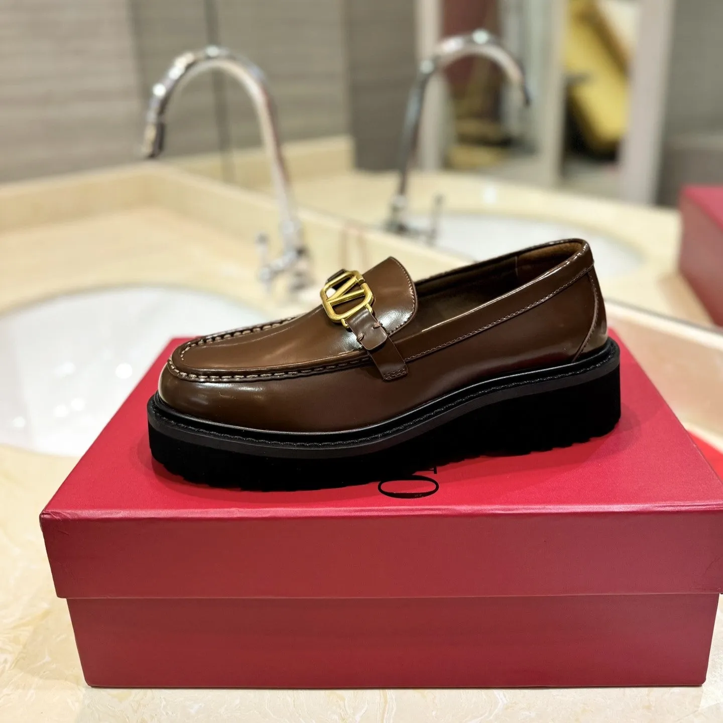 Vlogo Signature Brown Calfskin Loafer