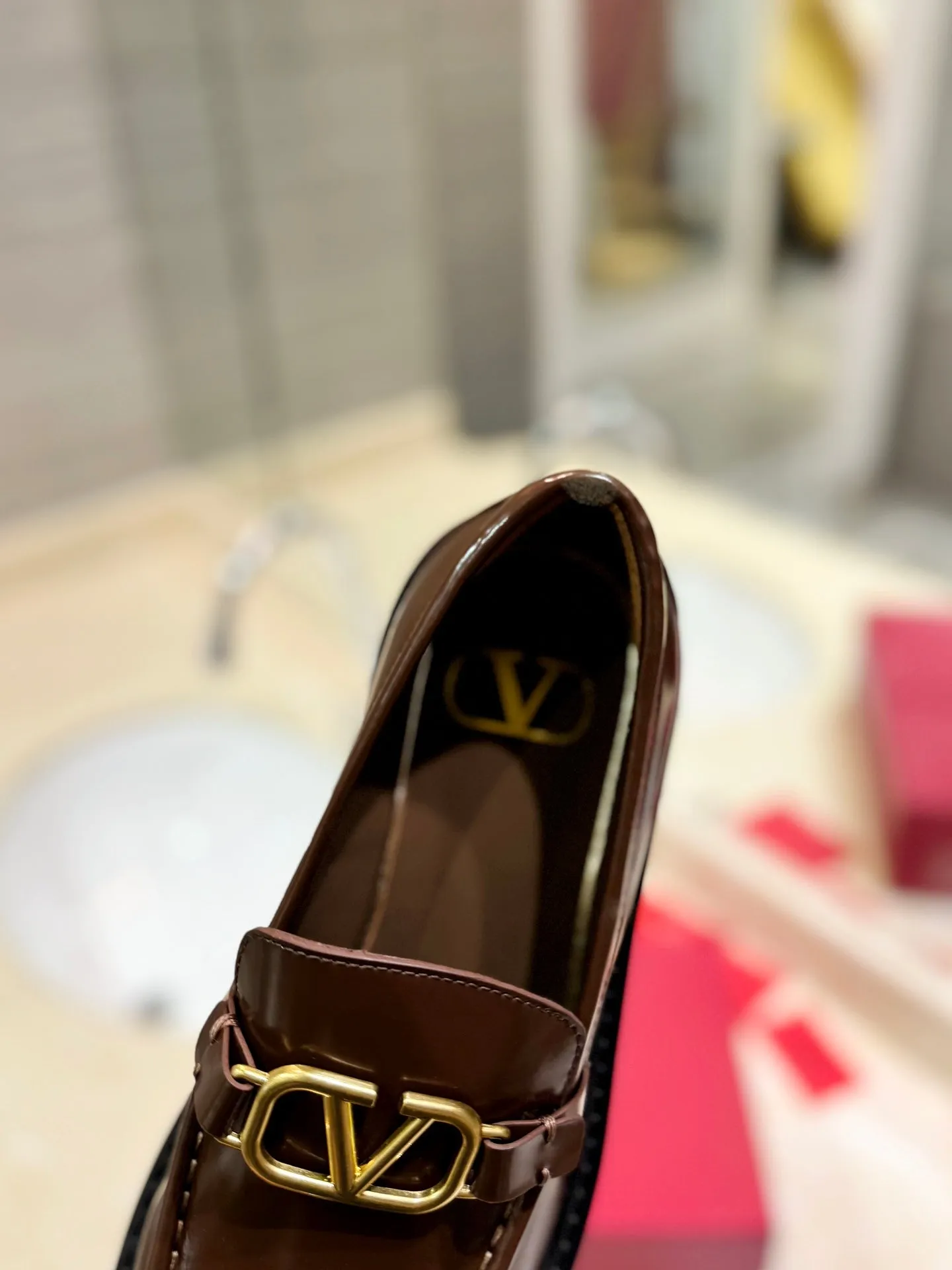 Vlogo Signature Brown Calfskin Loafer